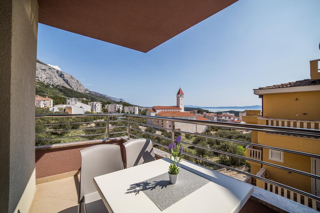 Green Olive Apartments Makarska Exterior foto