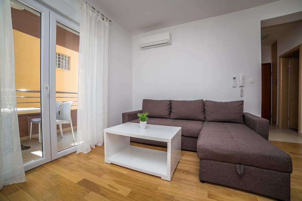 Green Olive Apartments Makarska Exterior foto