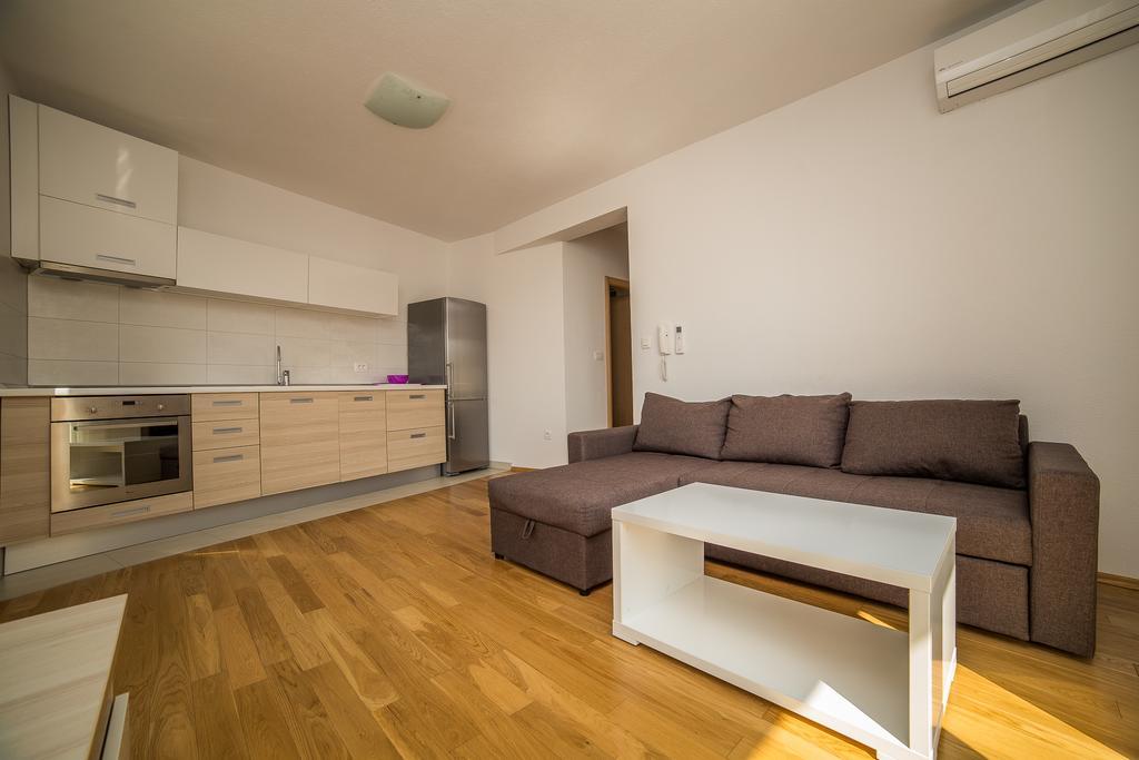 Green Olive Apartments Makarska Exterior foto